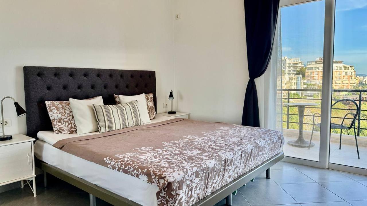 Viola Sea View Penthouse Apartment Sarande Exterior photo