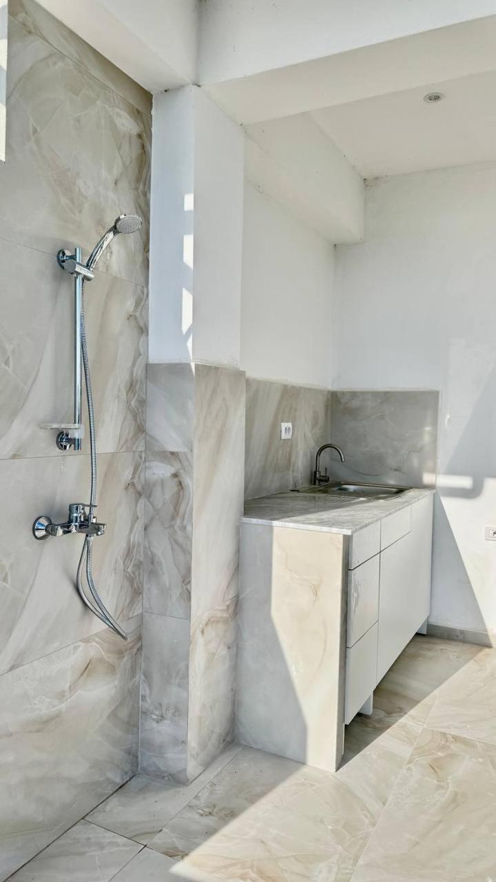 Viola Sea View Penthouse Apartment Sarande Exterior photo